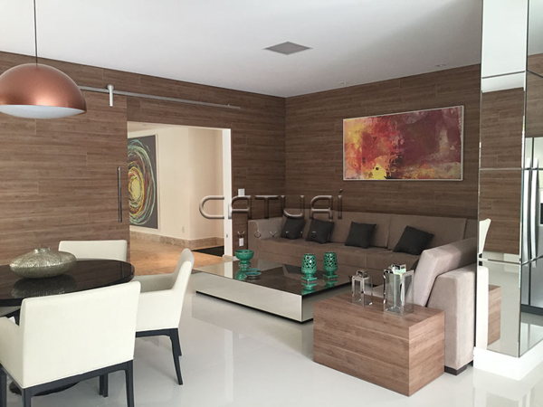 Diamond Residence