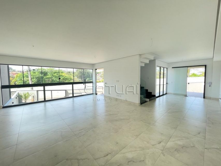 Sobrado - Jardim Universitário