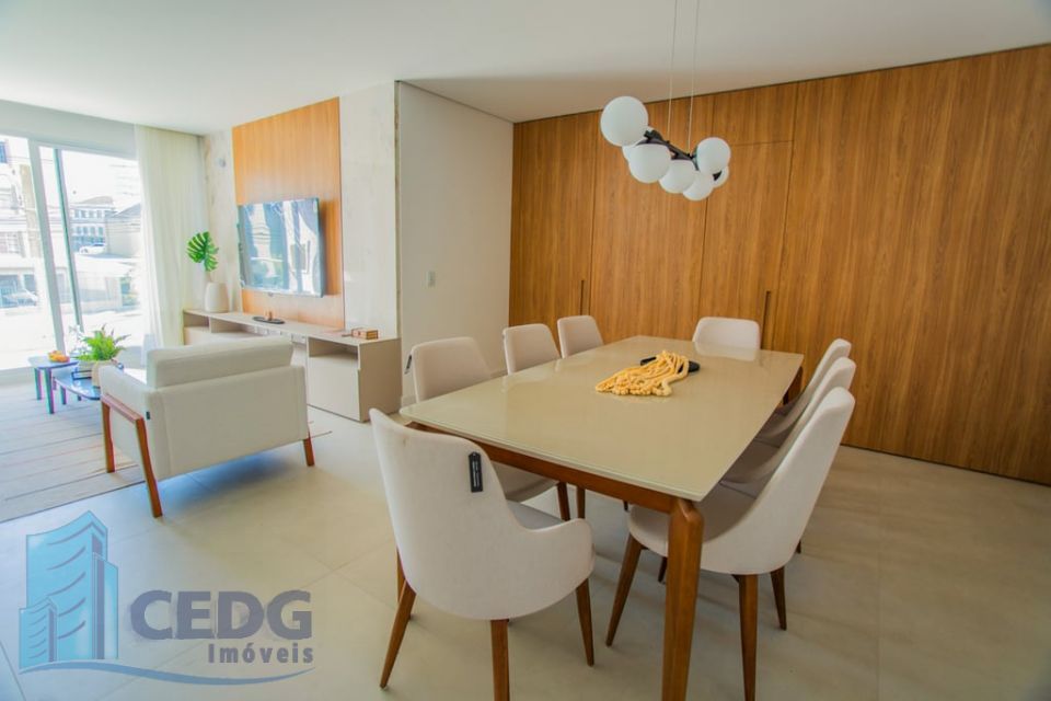 Apartamento no Batel