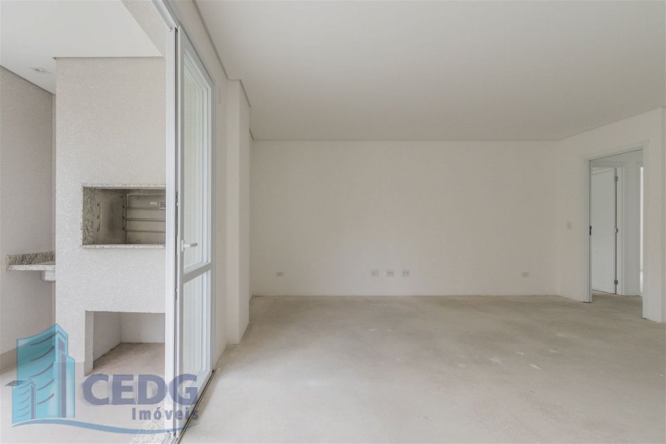 Apartamento com 4 dormitórios e três vagas no Água Verde com 151 metros