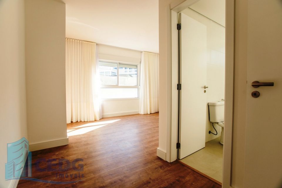 Apartamento no Batel