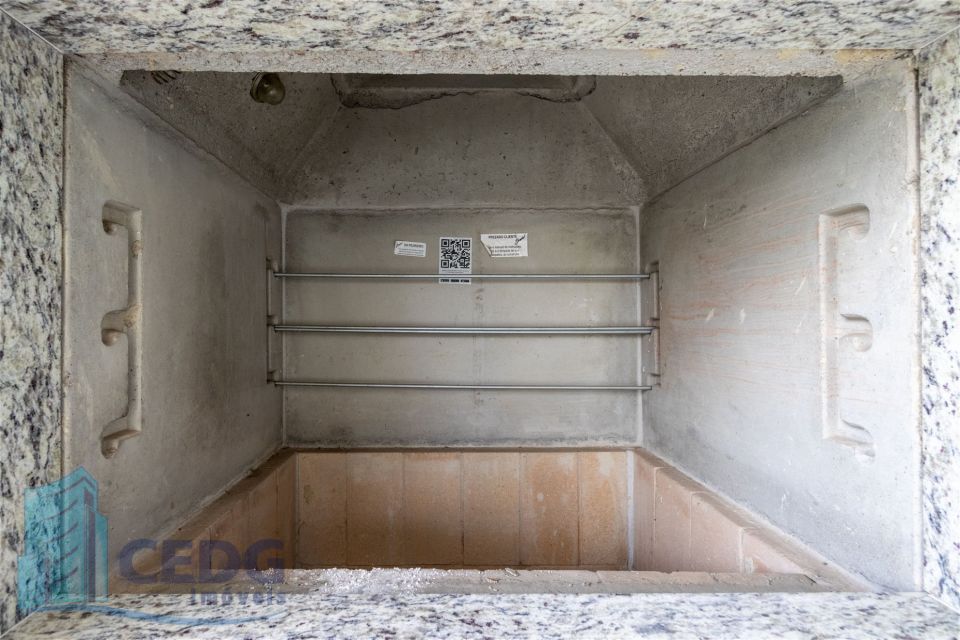 Apartamento com 4 dormitórios e três vagas no Água Verde com 151 metros