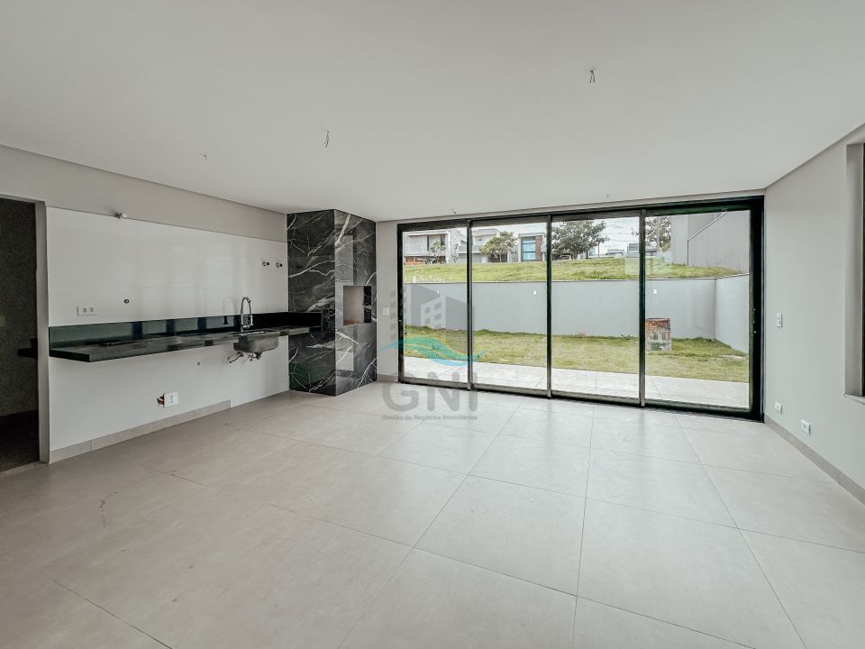 CASA À VENDA - CONDOMINIO PARQUE TAUA  ARACARI
