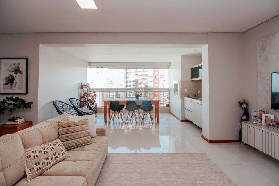 APARTAMENTO À VENDA  - EDIFICIO FERNANDO PESSOA