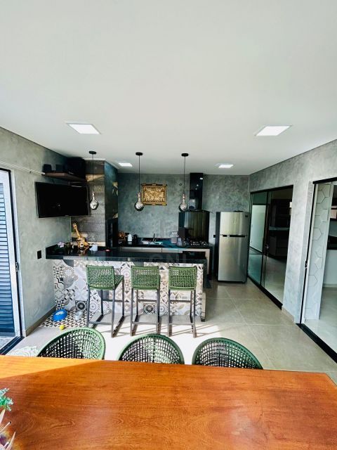 CASA A VENDA - ROYAL BOULEVARD IBIPORA