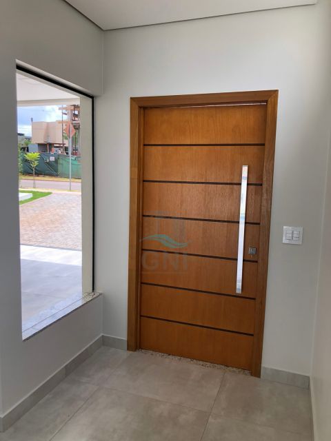 CASA A VENDA - CONDOMINIO PARQUE TAUA-TANGARA
