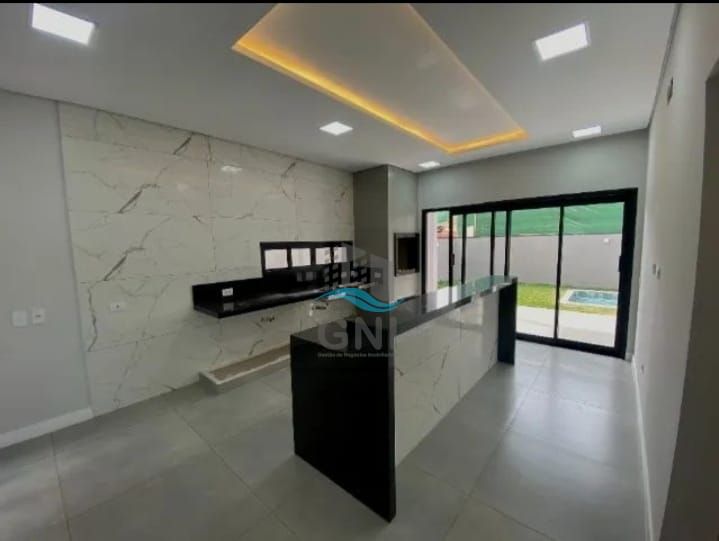CASA A VENDA - CONDOMINIO ARANGUA
