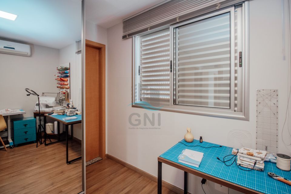 APARTAMENTO À VENDA  - EDIFICIO FERNANDO PESSOA