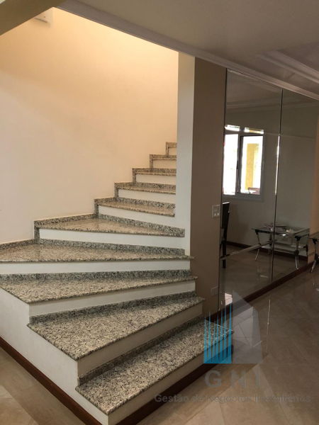 CASA A VENDA - CONDOMINIO GOLDEN PARK