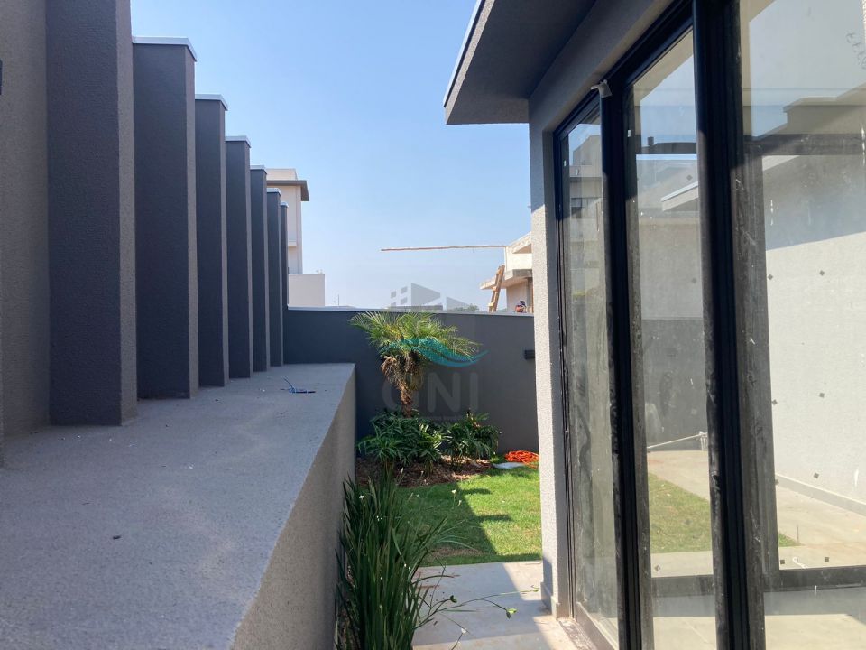 CASA A VENDA - CONDOMINIO TAUA ARAGUARI