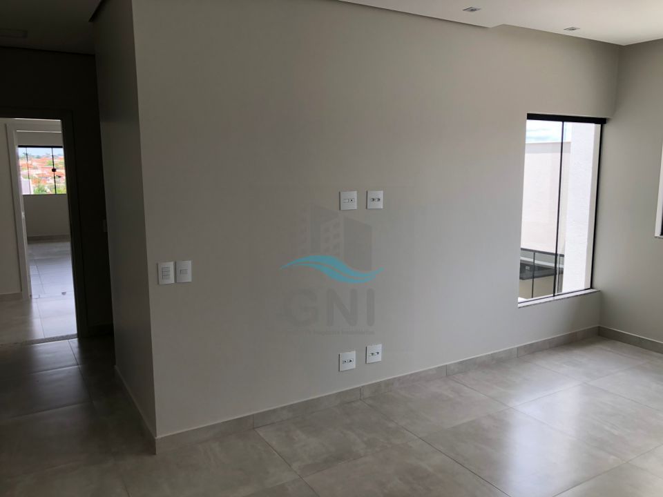 CASA A VENDA - CONDOMINIO PARQUE TAUA-TANGARA