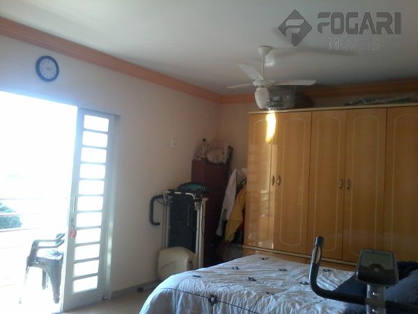Casa - Sobrado padrão Santa Rosa