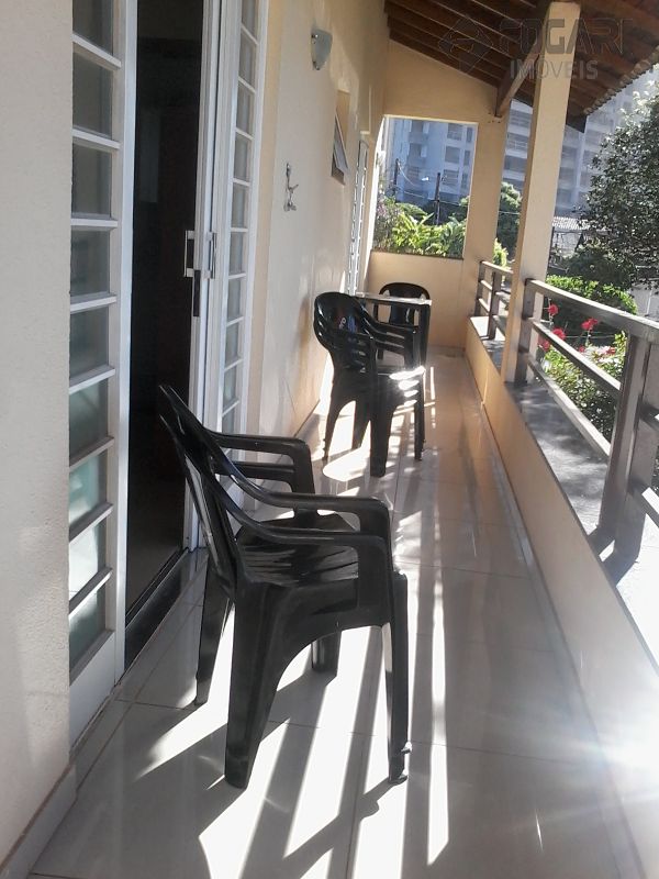 Casa - Sobrado padrão Santa Rosa