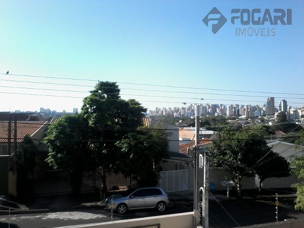 Casa - Sobrado padrão Santa Rosa