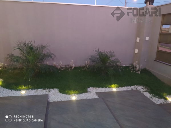 Casa - Sobrado padrão Gleba Simon Frazer