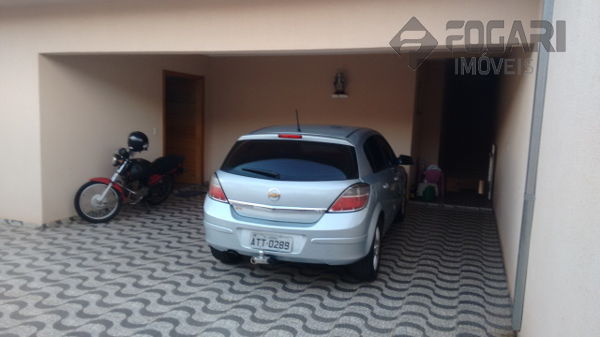 Casa - Assobradada Lindóia