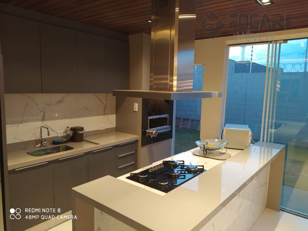 Casa - Sobrado padrão Gleba Simon Frazer