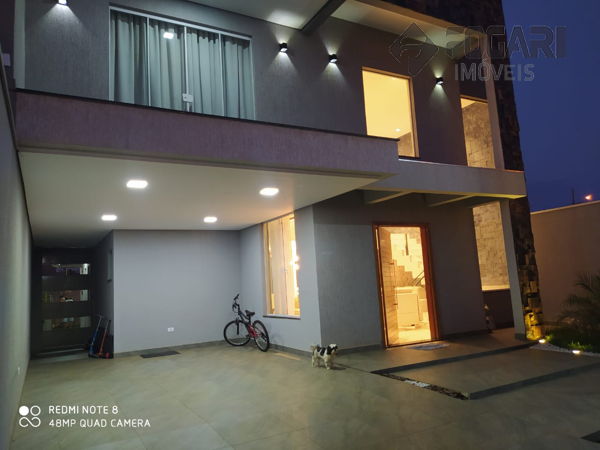 Casa - Sobrado padrão Gleba Simon Frazer