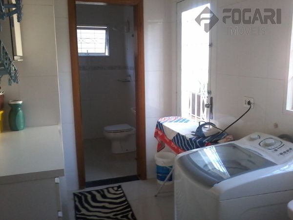 Casa - Sobrado padrão Santa Rosa