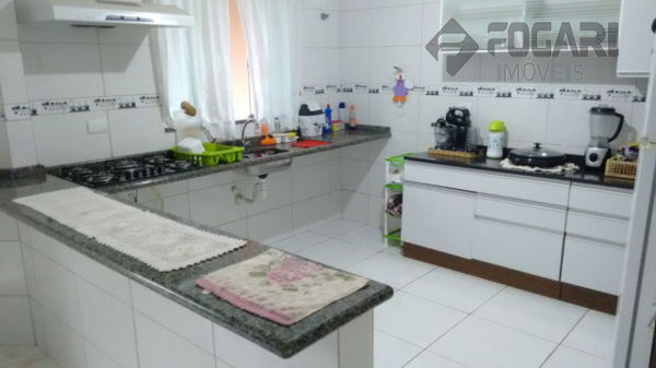 Casa - Assobradada Lindóia