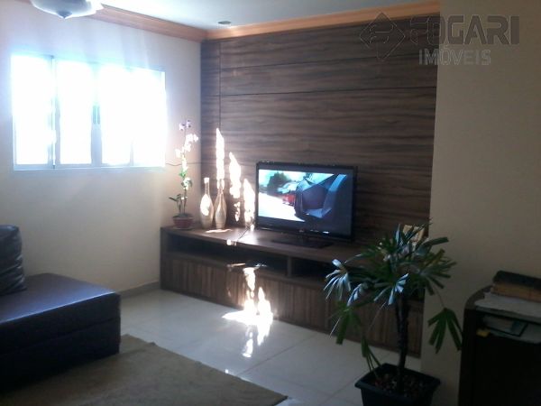 Casa - Sobrado padrão Santa Rosa