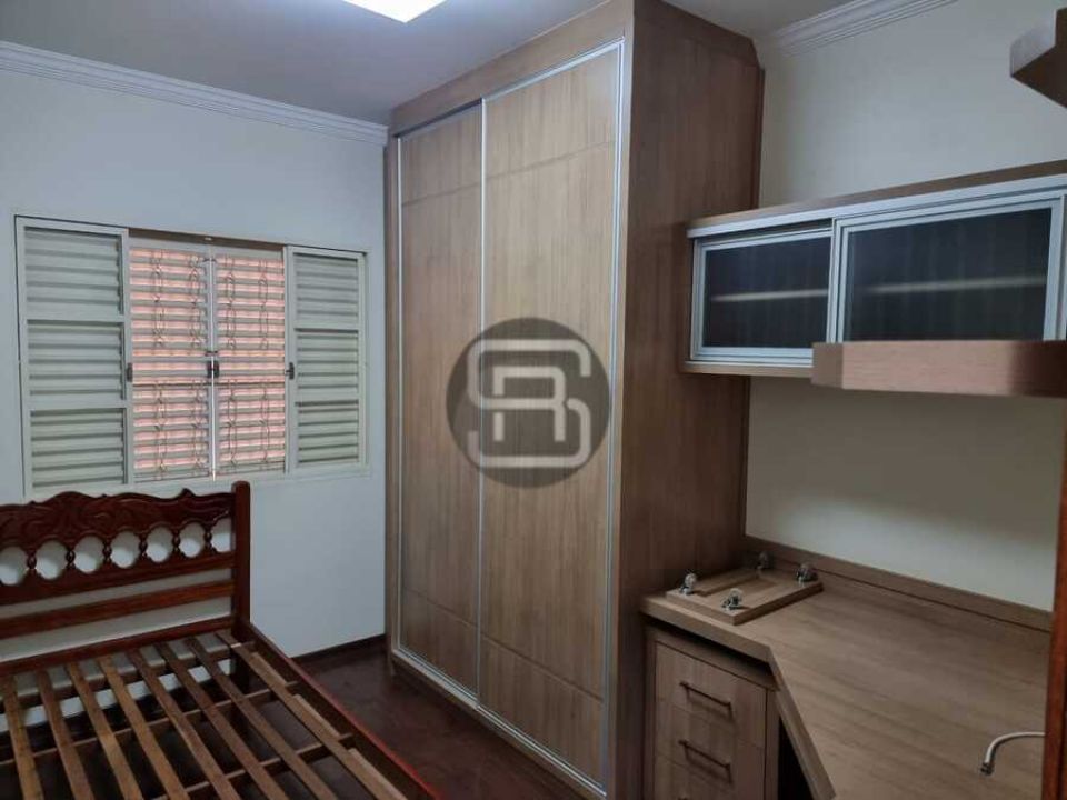 CASA TÉRREA COM MEZANINO NO CONDOMÍNIO RESIDENCIAL HAVANA