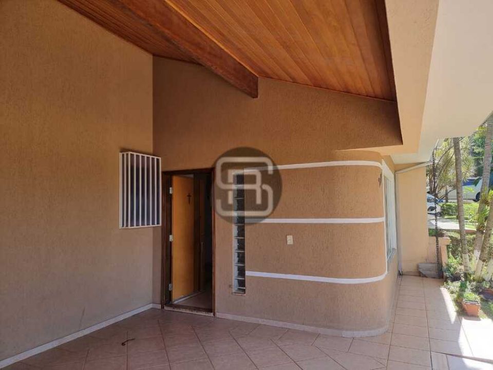 CASA TÉRREA COM MEZANINO NO CONDOMÍNIO RESIDENCIAL HAVANA