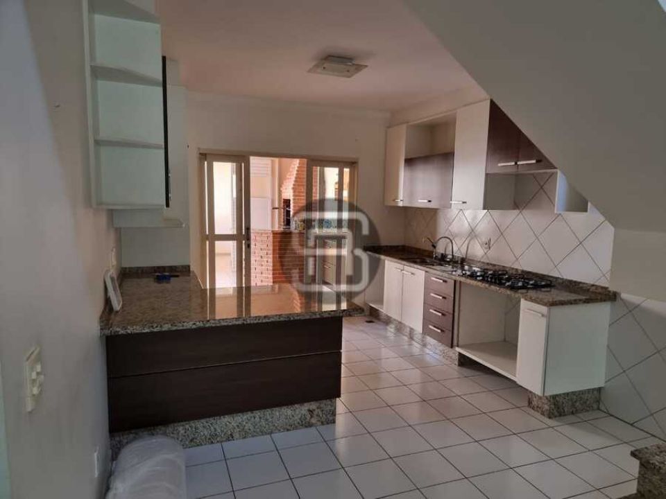 CASA TÉRREA COM MEZANINO NO CONDOMÍNIO RESIDENCIAL HAVANA