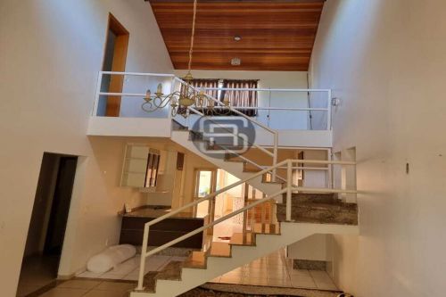 CASA TÉRREA COM MEZANINO NO CONDOMÍNIO RESIDENCIAL HAVANA